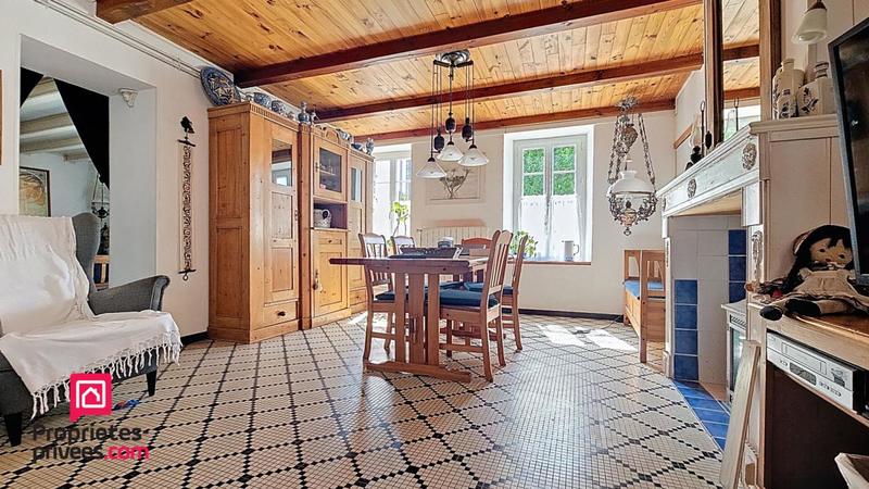 Maison - 154 m² - 7 pièces