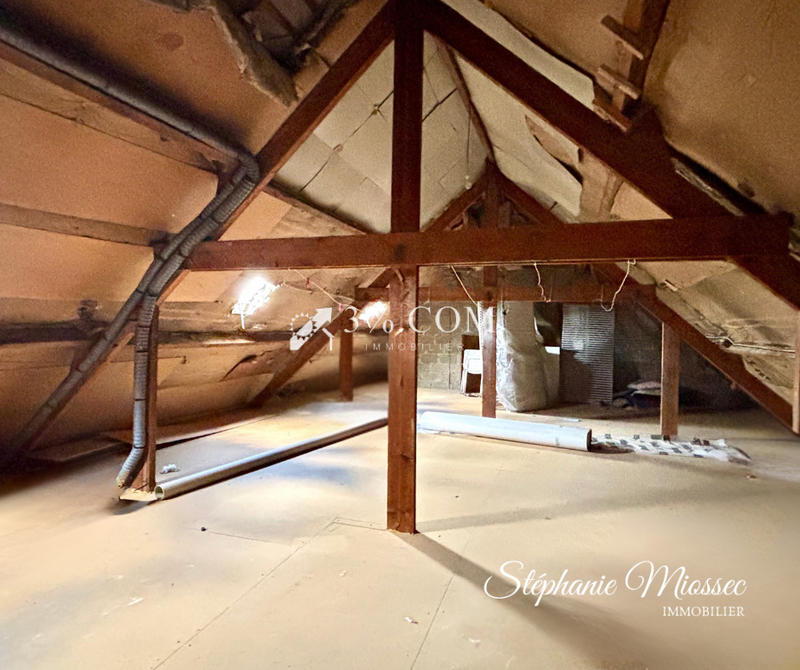 Maison - 85 m² - 5 pièces