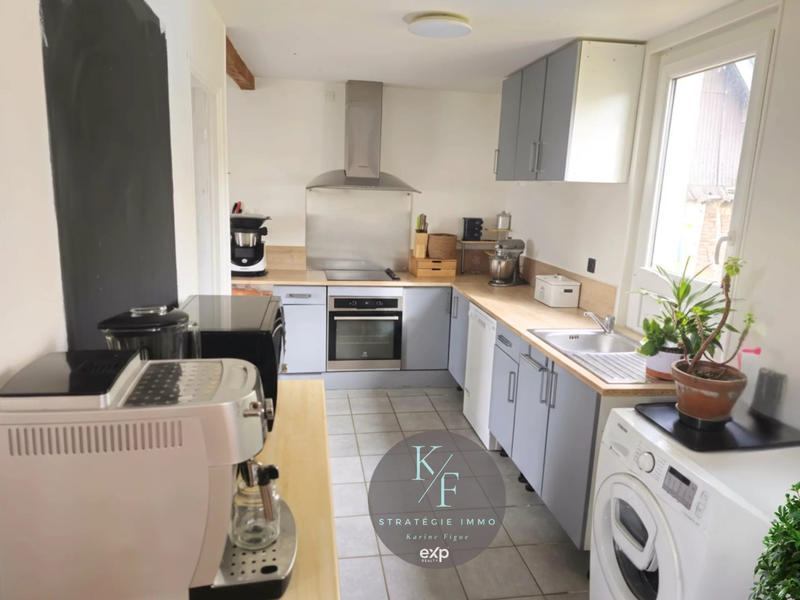 Maison ancienne - 195 m² - 8 pièces