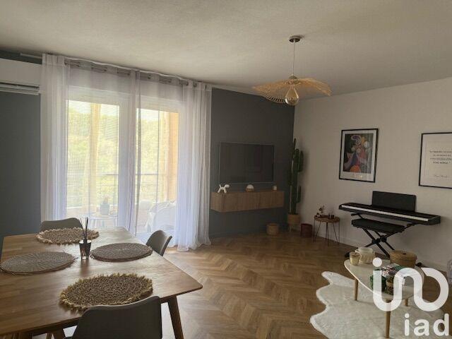 Appartement - 67 m² - 3 pièces