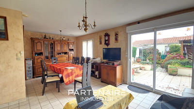 Maison - 96 m² - 4 pièces