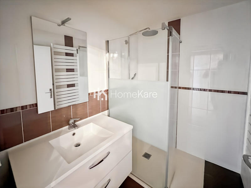 Appartement - 70 m² - 3 pièces