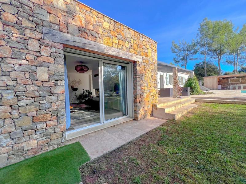 Maison contemporaine - 185 m² - 5 pièces