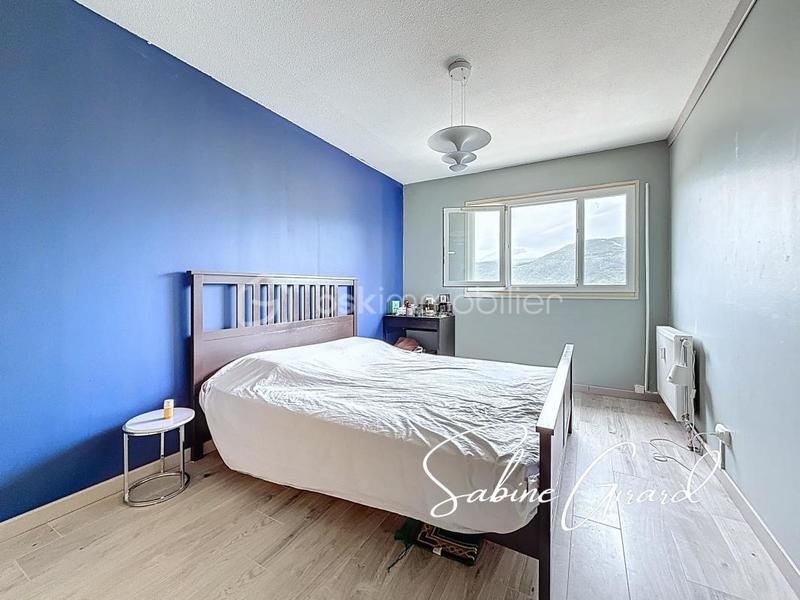 Duplex - 101 m² - 5 pièces