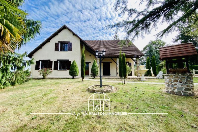 Maison - 227 m² - 9 pièces