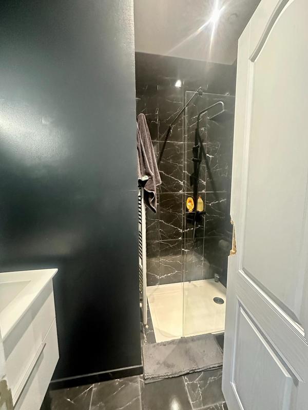 Maison - 193 m² - 9 pièces