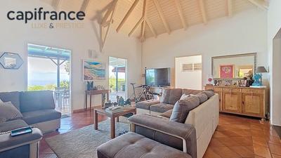 Maison d'architecte - 215 m² - 8 pièces