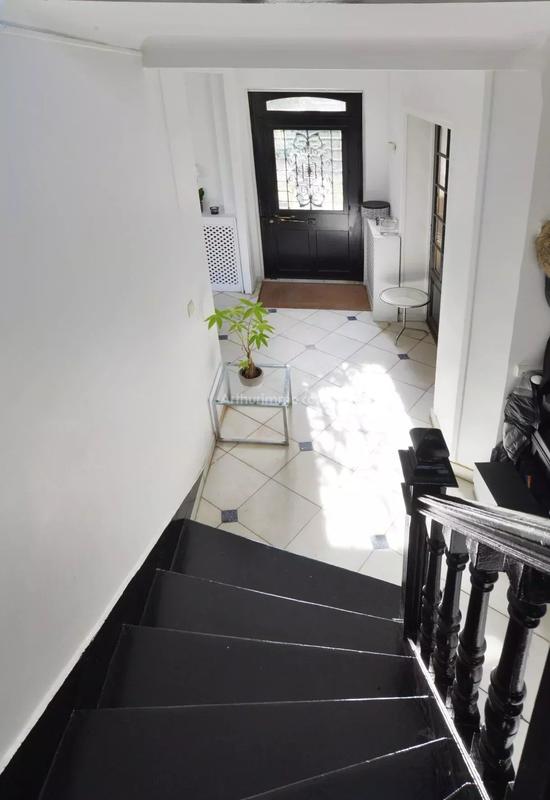 Maison - 172 m² - 7 pièces