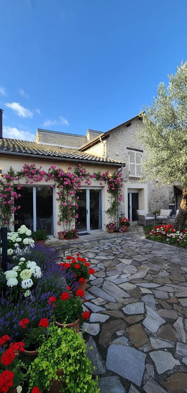 Maison de village - 100 m² - 4 pièces