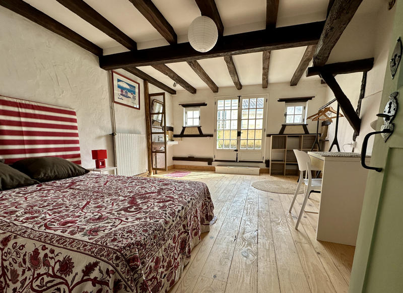 Maison - 223 m² - 9 pièces