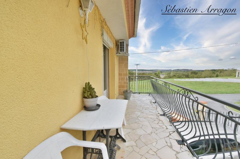 Maison - 98 m² - 4 pièces