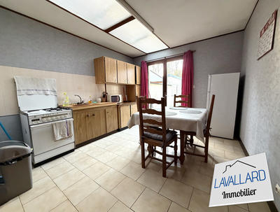 Maison - 64 m² - 3 pièces