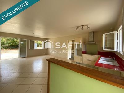 Maison - 84 m² - 4 pièces