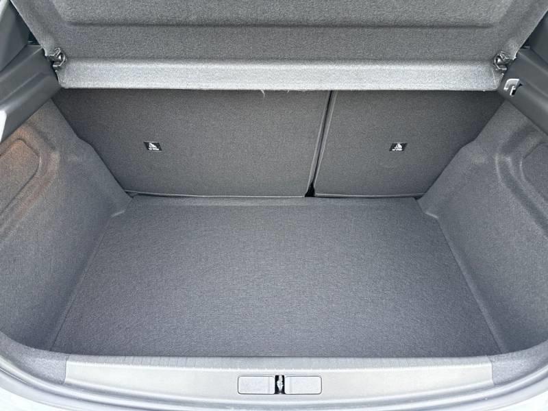 Peugeot 208 Hybrid 145 e-Dcs6 Gt