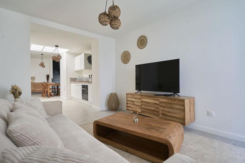 Maison - 96 m² - 6 pièces