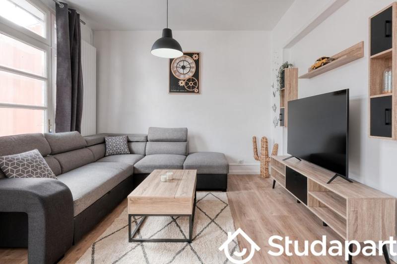 Chambre - 13 m² - 1 pièce