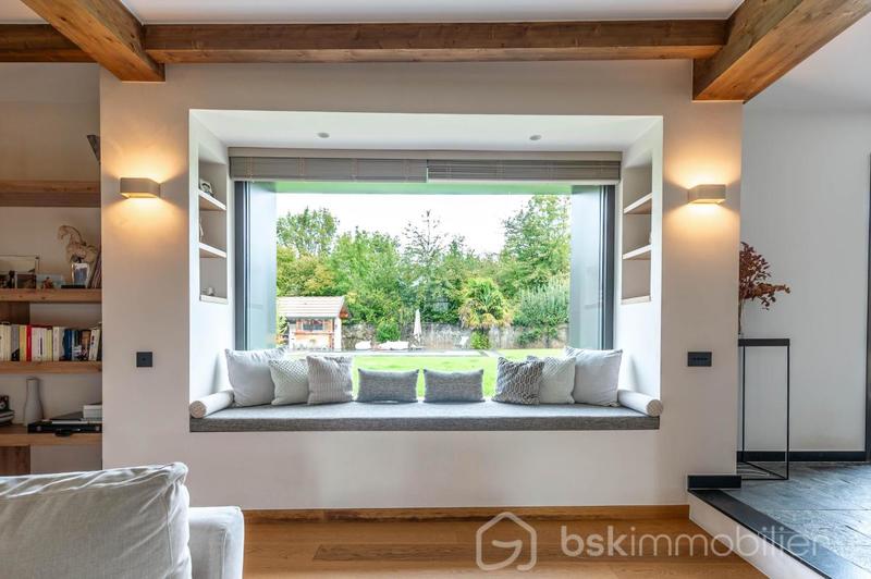 Maison de maîtres - 373 m² - 8 pièces