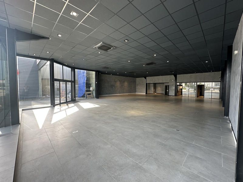 Local commercial - 800 m²