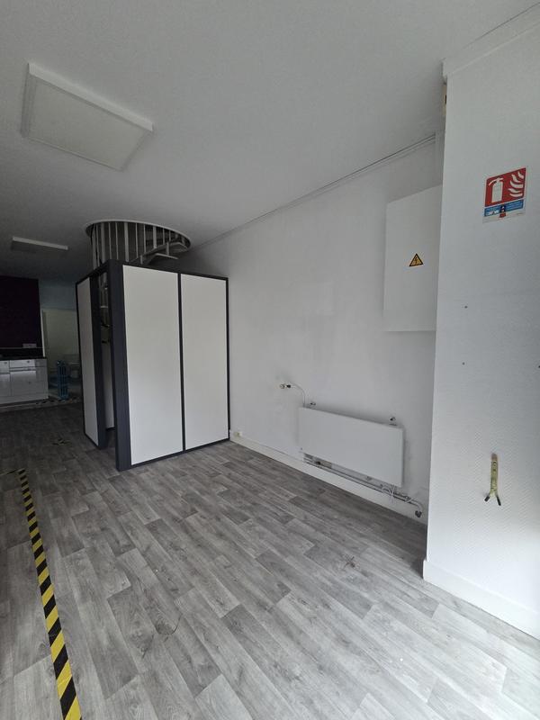 Local commercial - 66 m²