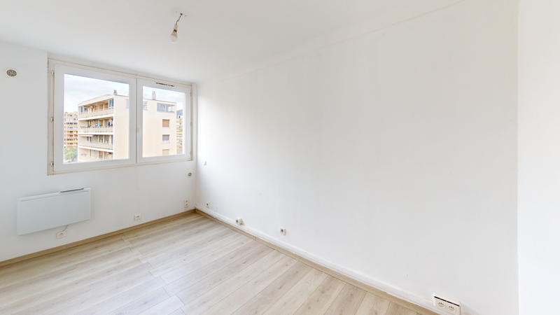 Appartement - 65 m² - 4 pièces