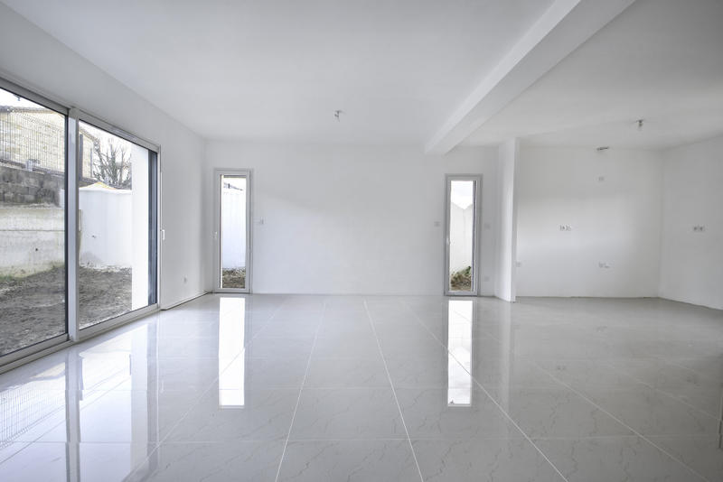 Maison - 103 m² - 4 pièces