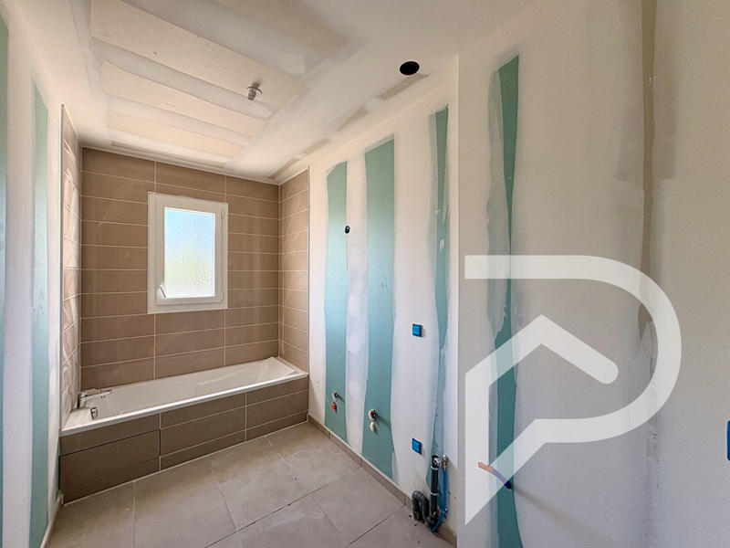 Maison - 87 m² - 4 pièces