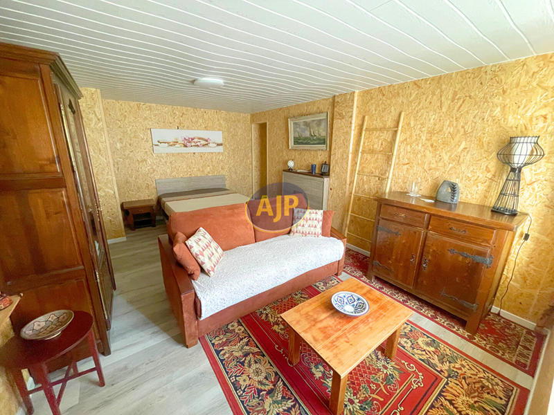 Maison - 94 m² - 5 pièces