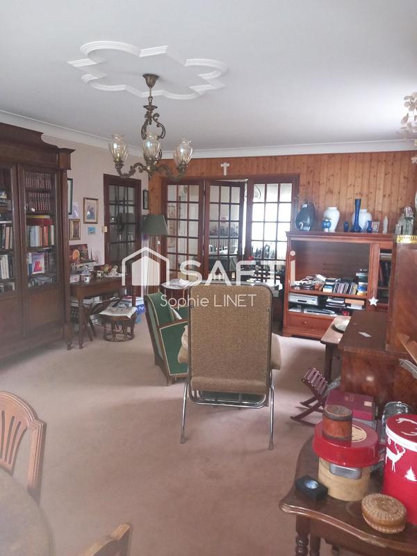 Maison - 232 m² - 11 pièces