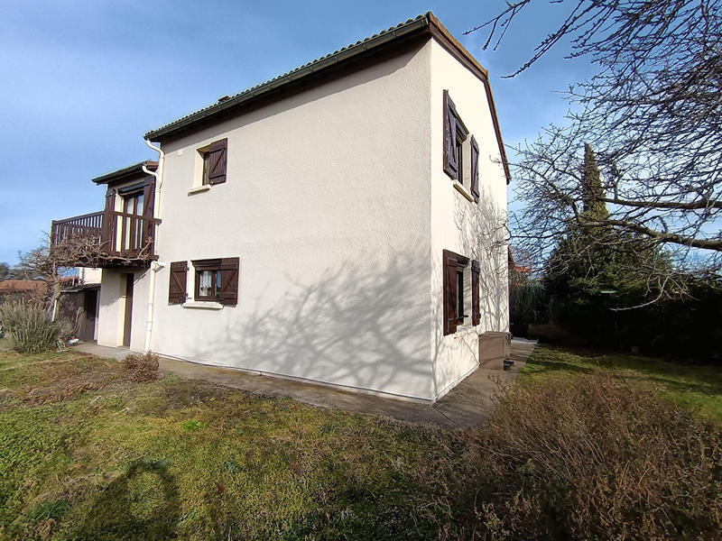 Maison - 107 m² - 7 pièces