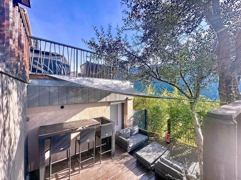 Maison - 183 m² - 5 pièces