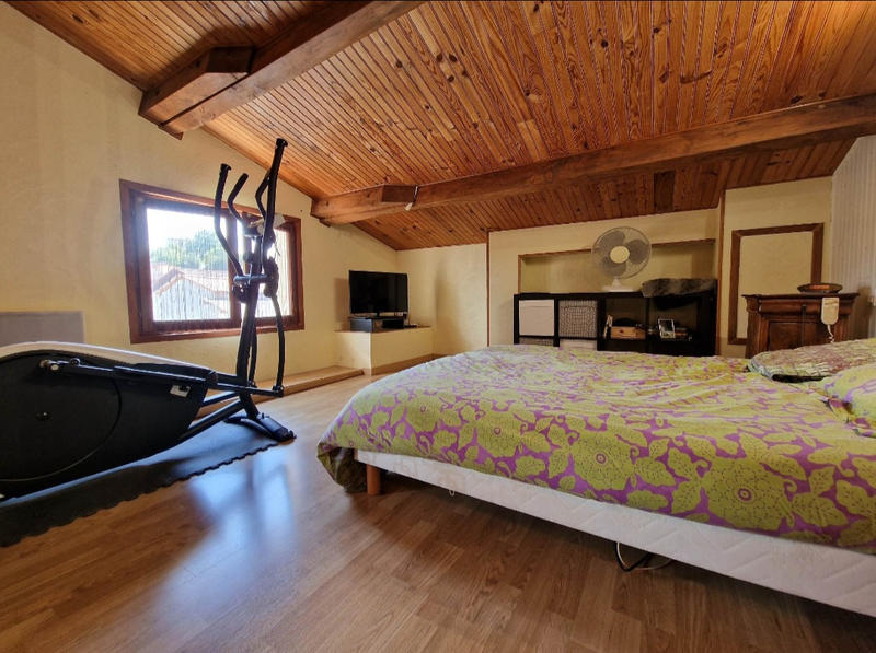 Maison - 136 m² - 6 pièces