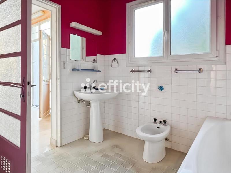 Appartement - 103 m² - 5 pièces