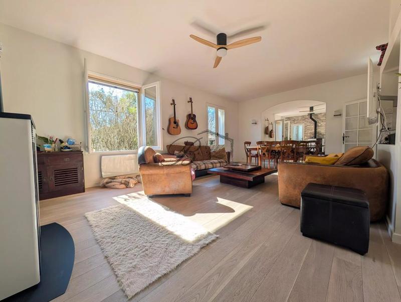 Maison - 151 m² - 5 pièces