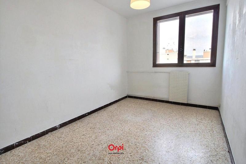 Appartement - 86 m² - 4 pièces