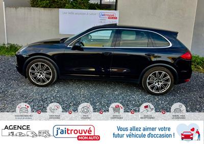 Porsche Cayenne s 4.8 V8 Tiptronic 400 cv Boîte auto / Toit Ouvrant Panoramique Audio Bose Echappement sport à clapets Suspensions pilotées Sièges chauffants Coffre électrique Historique d'entretien complet Ct Ok Dernière révision entretiens