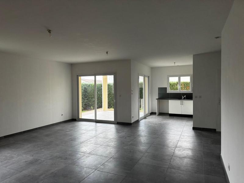 Maison - 111 m² - 4 pièces