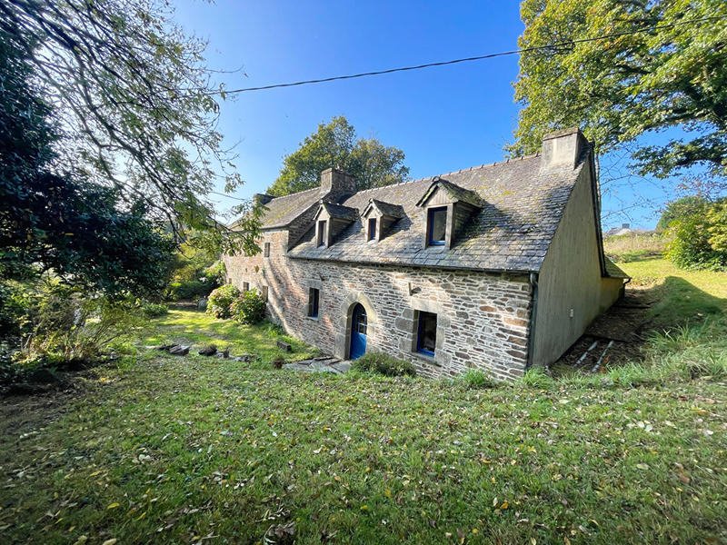 Maison - 260 m² - 8 pièces