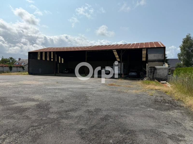 Terrain constructible - 1 800 m²