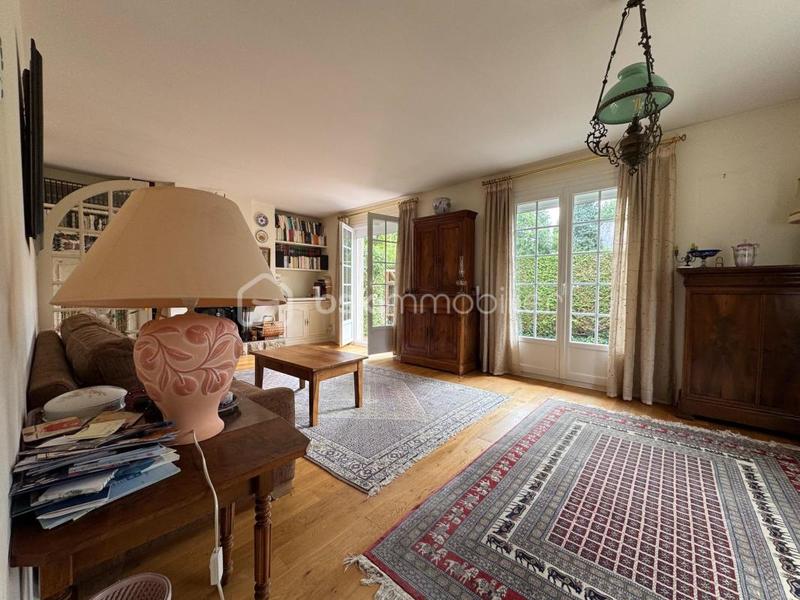 Maison traditionnelle - 108 m² - 5 pièces