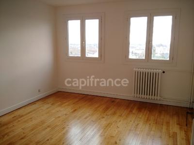 Appartement - 95 m² - 4 pièces