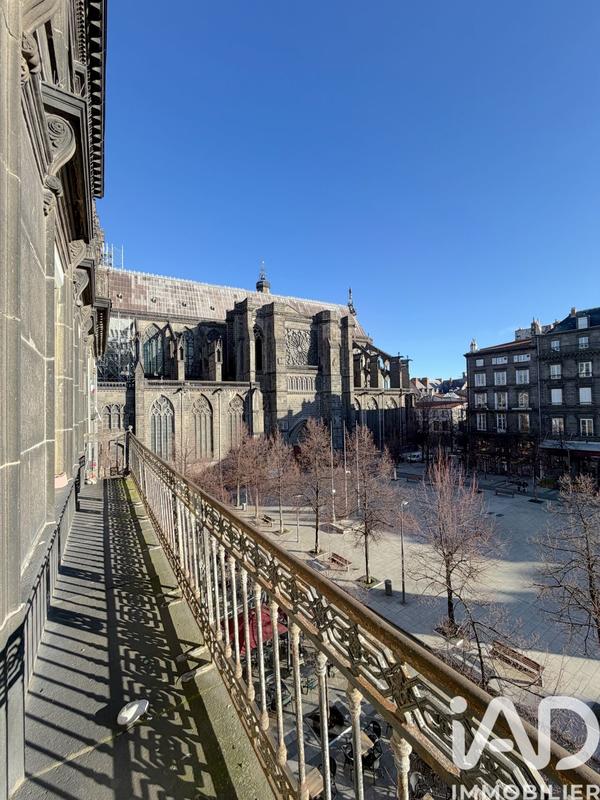 Appartement - 110 m² - 4 pièces