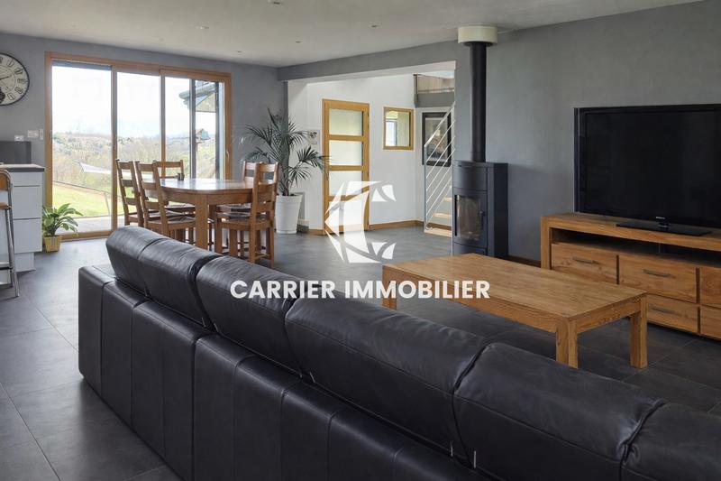 Maison - 242 m² - 4 pièces