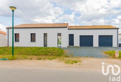 Maison - 80 m² - 4 pièces