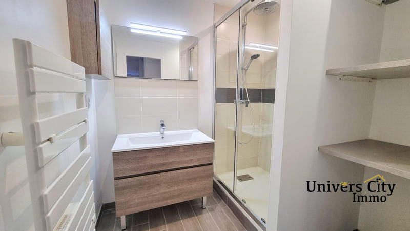 Appartement - 57 m² - 3 pièces