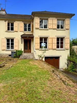 Maison - 155 m² - 6 pièces