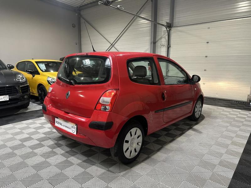 Renault Twingo II (X44) 1.2 i 16v 75 cv