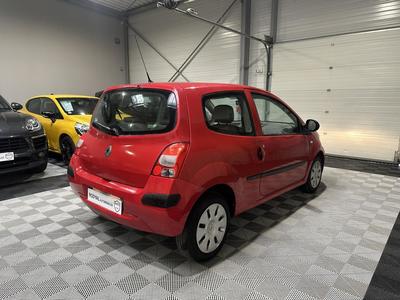 Renault Twingo II (X44) 1.2 i 16v 75 cv
