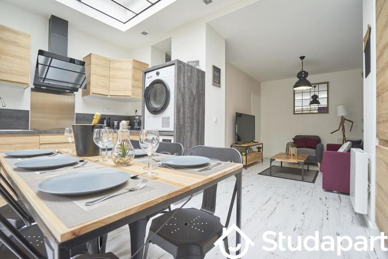 Chambre - 10 m² - 1 pièce