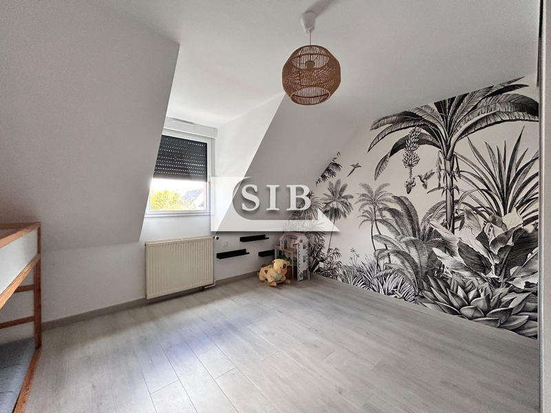 Maison - 168 m² - 8 pièces