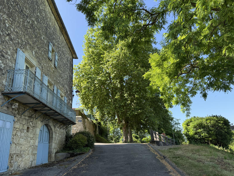 Maison de village - 197 m² - 9 pièces